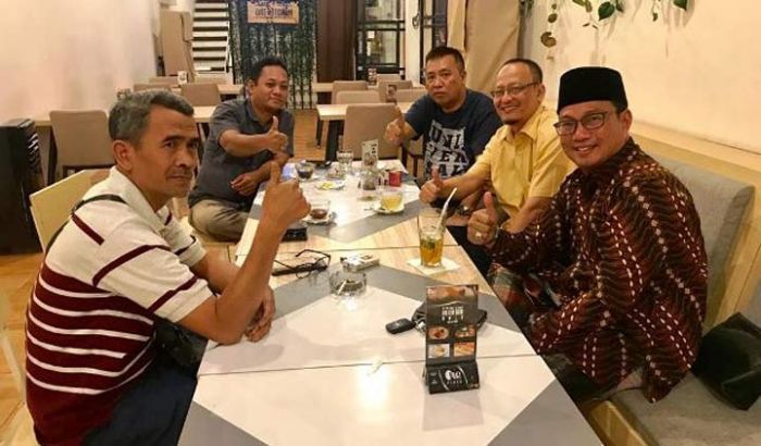 Lima Petinggi Partai di Gresik Jajaki Koalisi Parlemen Lima Petinggi Partai di Gresik Jajaki Koalisi Parlemen
