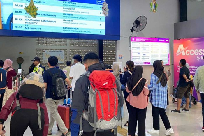 Arus Balik Lebaran 2024, Stasiun Malang Dipadati Pemudik Arus Balik Lebaran 2024, Stasiun Malang Dipadati Pemudik