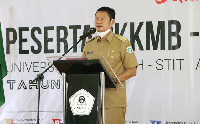 Buka PKKMB, Bupati Yuhronur Ajak Mahasiswa Siapkan Generasi Emas Buka PKKMB, Bupati Yuhronur Ajak Mahasiswa Siapkan Generasi Emas