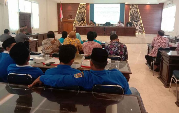 Dukung Percepatan Pembangunan Daerah, Puluhan Ormas di Tuban Diminta Turut Menjaga Kondusifitas Dukung Percepatan Pembangunan Daerah, Puluhan Ormas di Tuban Diminta Turut Menjaga Kondusifitas