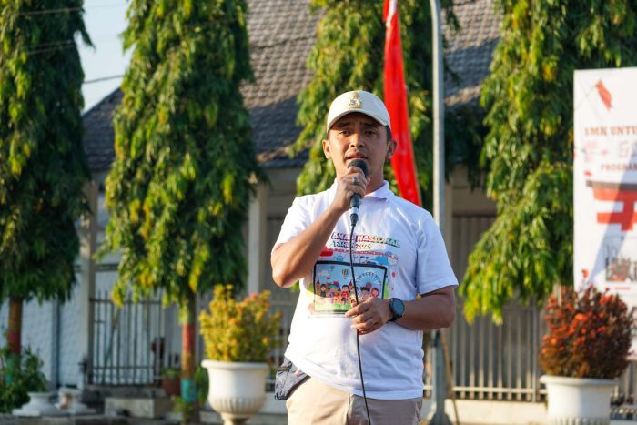 HUT RI ke-79 dan Harganas, Wakil Wali Kota Pasuruan Jalan Santai Bareng Ratusan Warga HUT RI ke-79 dan Harganas, Wakil Wali Kota Pasuruan Jalan Santai Bareng Ratusan Warga