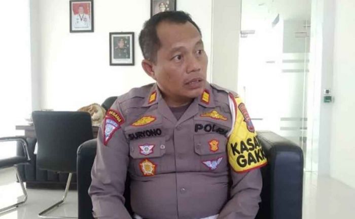 Polres Pamekasan Fokus Memberi Imbauan kepada Masyarakat di Operasi Zebra Semeru 2023 Polres Pamekasan Fokus Memberi Imbauan kepada Masyarakat di Operasi Zebra Semeru 2023