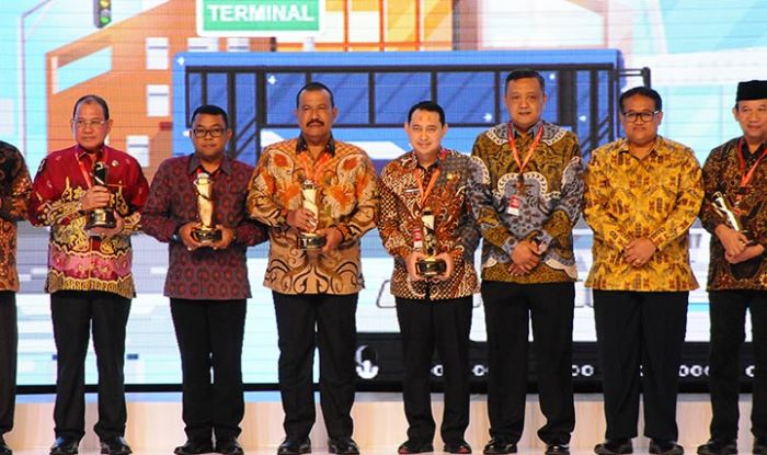 Pemkab Nganjuk Raih Penghargaan WTN atas Tata Kelola Transportasi Publik Pemkab Nganjuk Raih Penghargaan WTN atas Tata Kelola Transportasi Publik
