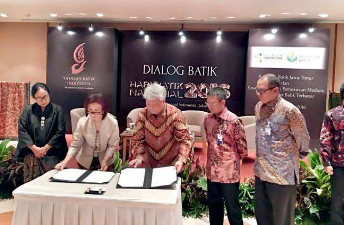 Petrokimia Gresik - Asosiasi Batik Jawa Timur Teken MoU