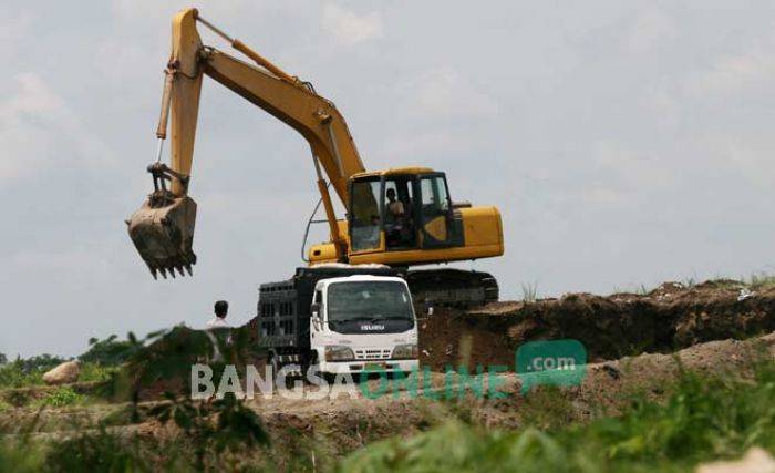 BLH Jombang Akui Marak Galian C Ilegal, Hanya 7 yang Berizin dari 32 Pertambangan BLH Jombang Akui Marak Galian C Ilegal, Hanya 7 yang Berizin dari 32 Pertambangan