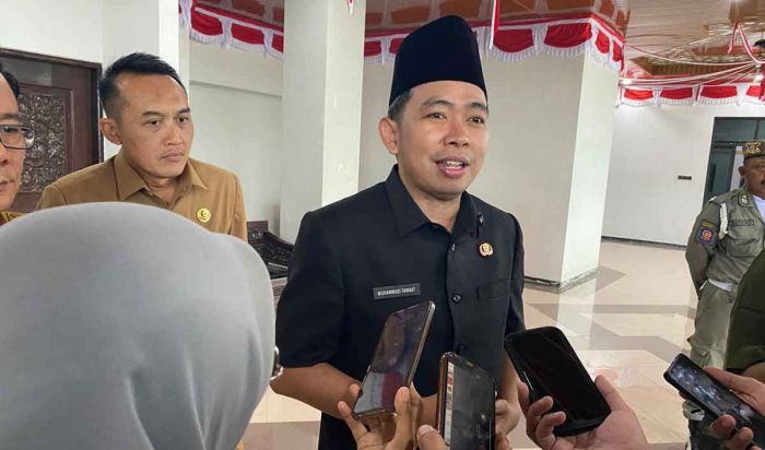 Bupati Jember Ajak Masyarakat Awasi Proses Penerimaan SPMB SD dan SMP Tahun 2025 Bupati Jember Ajak Masyarakat Awasi Proses Penerimaan SPMB SD dan SMP Tahun 2025