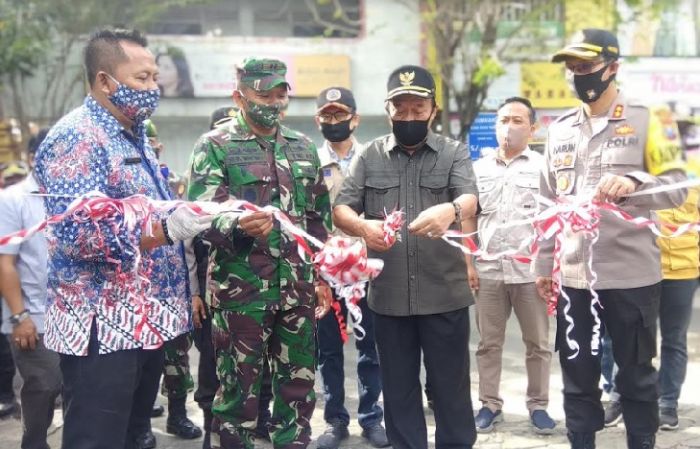 Bupati Fadeli Resmikan Dua Pasar Tangguh di Lamongan Bupati Fadeli Resmikan Dua Pasar Tangguh di Lamongan