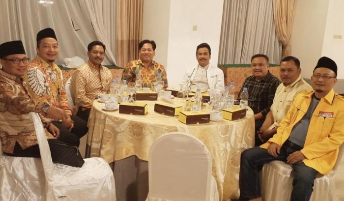 Pemaparan Visi-Misi Bacabup-Bacawabup Golkar Gresik Diikuti 6 Pendaftar Pemaparan Visi-Misi Bacabup-Bacawabup Golkar Gresik Diikuti 6 Pendaftar