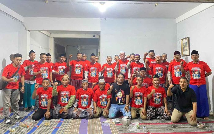 Relawan Sahabat Niat Manyar Deklarasi Dukung Gus Yani Kembali Maju di Pilkada Gresik 2024 Relawan Sahabat Niat Manyar Deklarasi Dukung Gus Yani Kembali Maju di Pilkada Gresik 2024