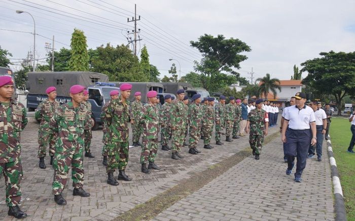 Bantu Korban Banjir, Danlantamal V Berangkatkan Satgas Banjir ke Madiun