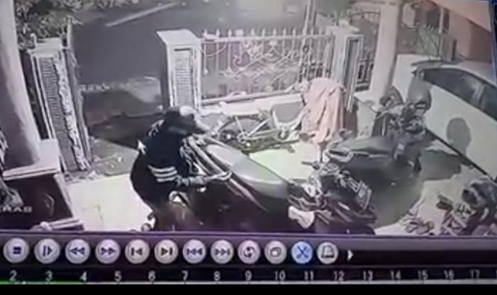 Lagi, Aksi Pencurian Motor di Sidoarjo Terekam CCTV, Dua Vario Raib