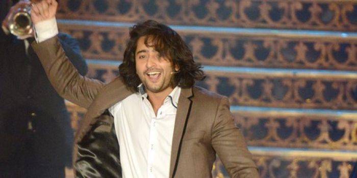 Dianggap Lebih Sayang Fans Indonesia, Ini Jawaban Shaheer Sheikh