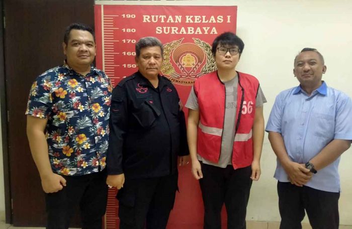 Kepala Kanwil Kemenkumham Jatim Pastikan Jaksa Pengeksekusi Ronald Tannur Diproses Sesuai SOP Kepala Kanwil Kemenkumham Jatim Pastikan Jaksa Pengeksekusi Ronald Tannur Diproses Sesuai SOP