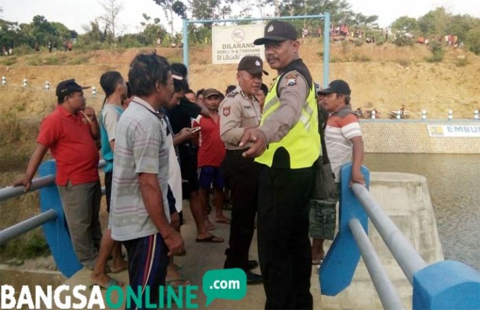 Tenggelam 17 Jam di Embung Manisharjo Ngawi, Warga Dusun Ba Tenggelam 17 Jam di Embung Manisharjo Ngawi, Warga Dusun Ba