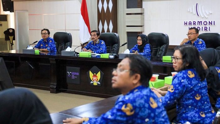 Interview Penilaian SPBE 2024, Apip: Alhamdulillah Pemkot Kediri Ada Peningkatan Interview Penilaian SPBE 2024, Apip: Alhamdulillah Pemkot Kediri Ada Peningkatan