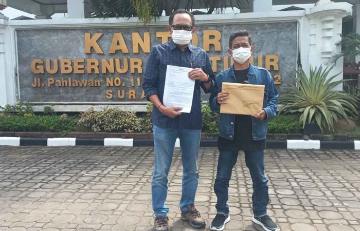 Aktivis Portal Desak Gubernur Sanksi Dinas yang Berikan Izin Tambang ke CV Jaya Corpora Aktivis Portal Desak Gubernur Sanksi Dinas yang Berikan Izin Tambang ke CV Jaya Corpora
