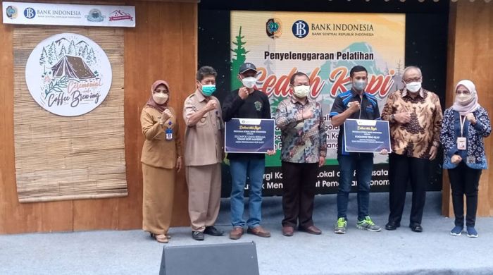 Tingkatkan Produktivitas dan Kualitas Kopi Sendang, BI Kediri Gelar Pelatihan Optimalisasi Biji Kopi