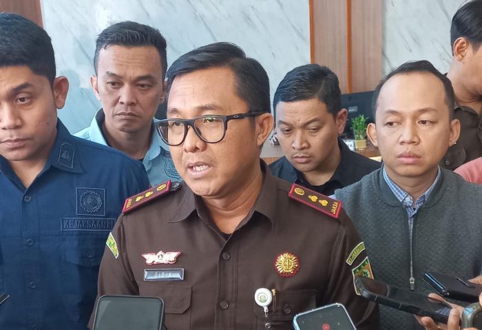 Kejari Kota Batu Tahan 5 Tersangka Kasus Dugaan Korupsi KUR Fiktif BRI Kejari Kota Batu Tahan 5 Tersangka Kasus Dugaan Korupsi KUR Fiktif BRI