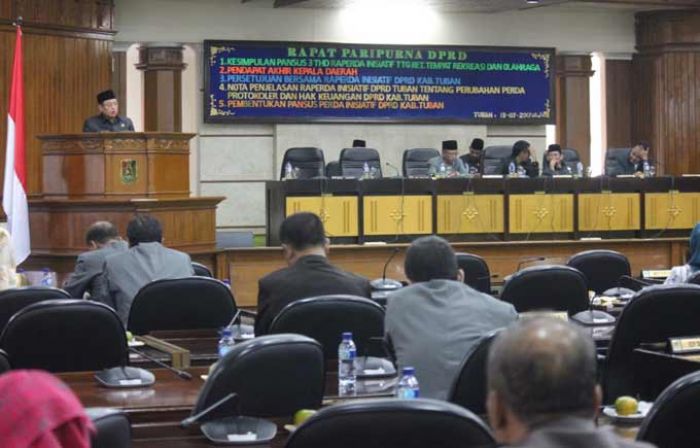 DPRD Tuban Setujui Perubahan Perda Bidang Rekreasi dan Olahraga DPRD Tuban Setujui Perubahan Perda Bidang Rekreasi dan Olahraga
