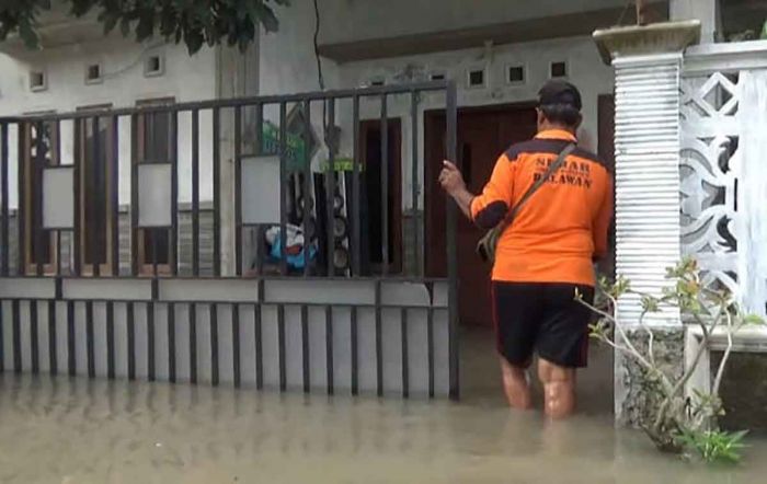 Diguyur Hujan 7 Jam, 4 Kecamatan di Jombang Banjir Diguyur Hujan 7 Jam, 4 Kecamatan di Jombang Banjir