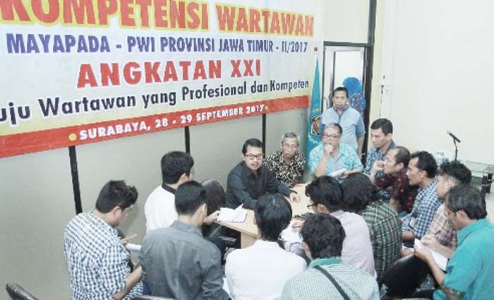 PWI Jatim Gelar UKW Angkatan ke-23 PWI Jatim Gelar UKW Angkatan ke-23