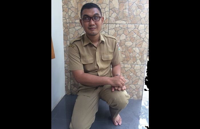 Diduga Gara-gara Melanjutkan Kuliah S2, Guru Tuna Netra di Tuban Dipecat Diduga Gara-gara Melanjutkan Kuliah S2, Guru Tuna Netra di Tuban Dipecat