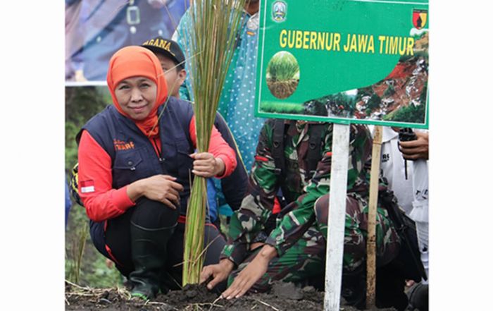 Hari Bumi Sedunia, Gubernur Khofifah: Urip Iku Gawe Urup, Jaga Bumi dengan Lestarikan Lingkungan