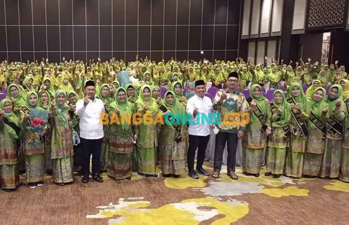 Di Hadapan Ratusan PC Muslimat, Bupati Gresik Dukung Pembangunan Pondok Lansia