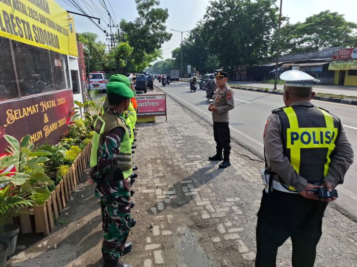 Jalan Raya Trosobo Ambles, Polsek Taman Siagakan Personel 24 Jam saat Arus Libur Nataru