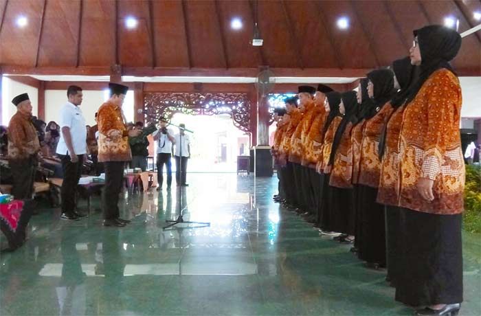 Baddrut Tamam Kukuhan Pengurus PWRI Cabang Pamekasan Periode 2018-2023 Baddrut Tamam Kukuhan Pengurus PWRI Cabang Pamekasan Periode 2018-2023