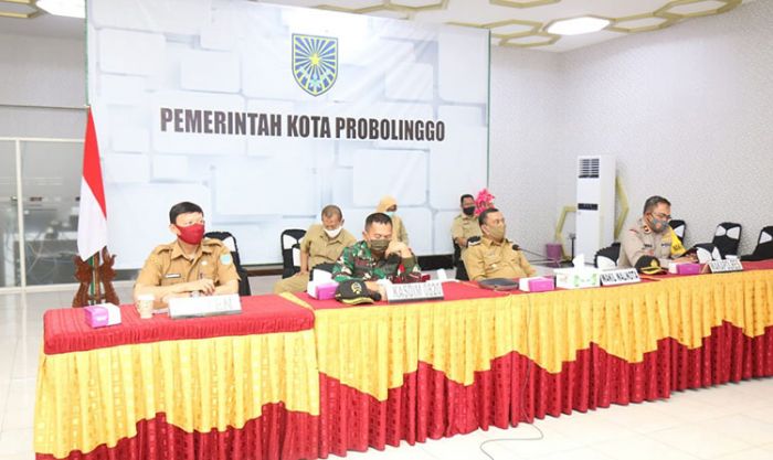 Miliki 33 Kampung Tangguh, Kota Probolinggo Sabet Penghargaan Smart Society dari ISNA Miliki 33 Kampung Tangguh, Kota Probolinggo Sabet Penghargaan Smart Society dari ISNA