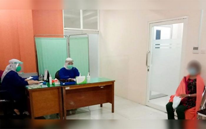 Fix, Perempuan yang Ngaku Kena Semprot Disinfektan Ternyata Kena Herpes Fix, Perempuan yang Ngaku Kena Semprot Disinfektan Ternyata Kena Herpes