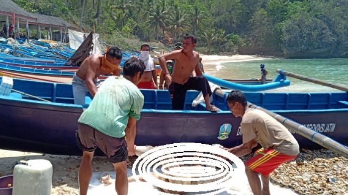 Tenggelam 10 Hari, Kakek di Pacitan Ditemukan Tewas Tenggelam 10 Hari, Kakek di Pacitan Ditemukan Tewas