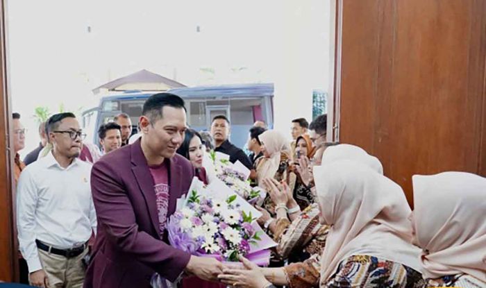 Menteri ATR/BPN Ikut Ujian Diktoral di Surabaya Menteri ATR/BPN Ikut Ujian Diktoral di Surabaya