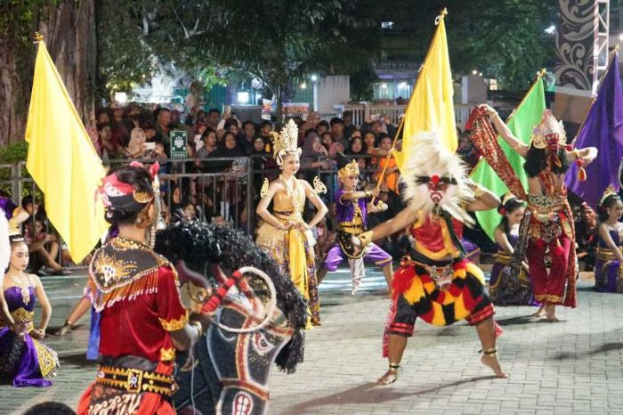 Apresiasi Sendratari Dewi Songgolangit di Kediri Battle Culture Art, Gus Qowim: Gali Nilai Sejarah Apresiasi Sendratari Dewi Songgolangit di Kediri Battle Culture Art, Gus Qowim: Gali Nilai Sejarah