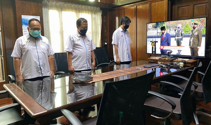 PTPN Xl Lakukan Upacara Pahlawan Secara Virtual PTPN Xl Lakukan Upacara Pahlawan Secara Virtual
