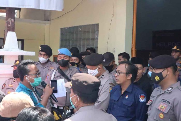 Dinilai Janggal dalam Penilaian CAT PPK, KPU Pamekasan Digeruduk Formaasi Dinilai Janggal dalam Penilaian CAT PPK, KPU Pamekasan Digeruduk Formaasi
