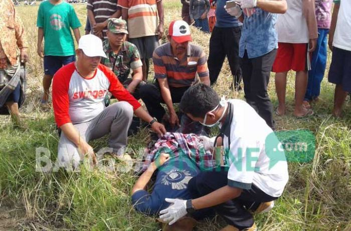 Diduga Serangan Jantung, Petani Asal Bangilan Meninggal di Sawah