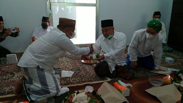 Hadiri Soft Launching Klinik NU Limpung Jateng, Kiai Asep Ungkap “Korek Api” Mbah Wahab