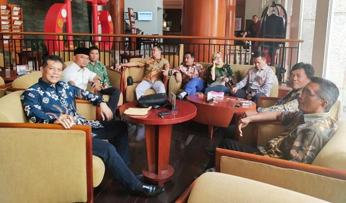 Tersinggung, Komisi C Ajak Wali Kota Batu Sidak Bareng Proyek Pasar Sayur Sekaligus Audit Forensik Tersinggung, Komisi C Ajak Wali Kota Batu Sidak Bareng Proyek Pasar Sayur Sekaligus Audit Forensik