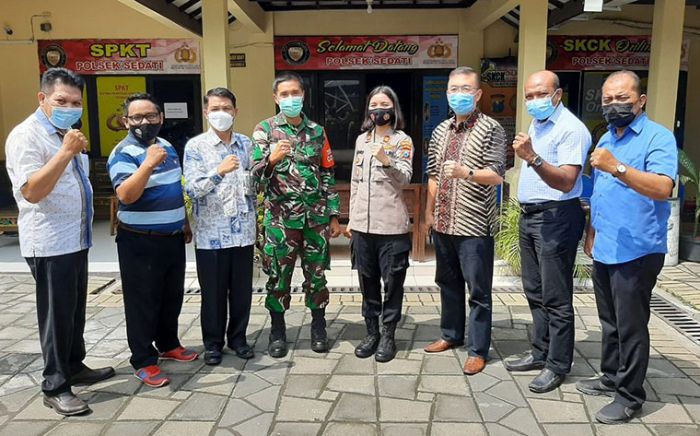 Jelang Perayaan Paskah, Kapolsek Sedati Gelar Koordinasi Dengan Tokoh Agama Nasrani Jelang Perayaan Paskah, Kapolsek Sedati Gelar Koordinasi Dengan Tokoh Agama Nasrani