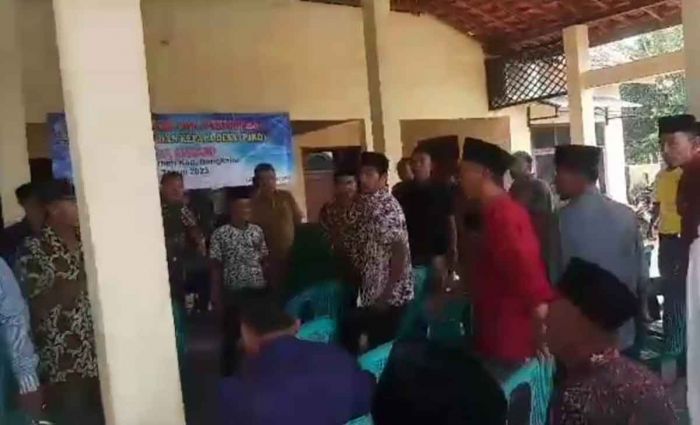 Kericuhan Sempat Warnai Pembentukan P2KD Langkap Bangkalan Kericuhan Sempat Warnai Pembentukan P2KD Langkap Bangkalan