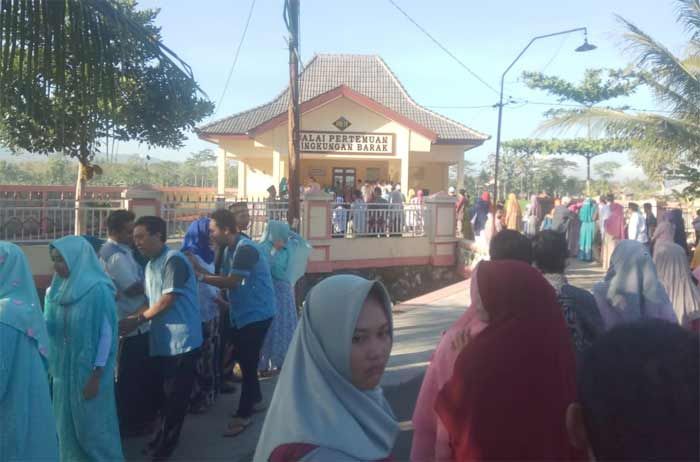 Saling Memaafkan di Musala, Budaya yang Masih Diuri-Uri Warga Pacitan Saling Memaafkan di Musala, Budaya yang Masih Diuri-Uri Warga Pacitan