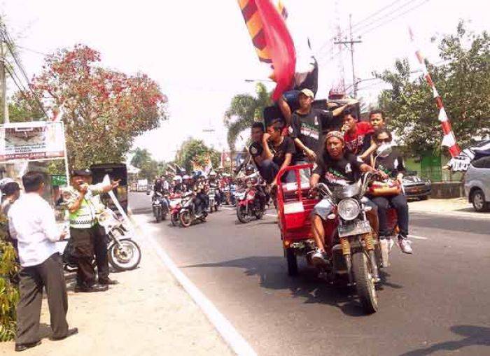 Aktivis di Blitar Tolak Perpanjangan Pendaftaran Pilkada Aktivis di Blitar Tolak Perpanjangan Pendaftaran Pilkada