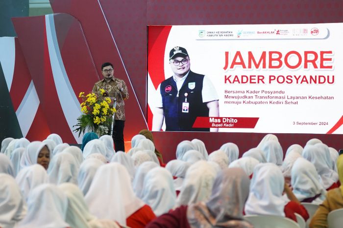 Bupati Kediri Ingatkan Peran Penting Ayah di Tumbuh Kembang Anak Bupati Kediri Ingatkan Peran Penting Ayah di Tumbuh Kembang Anak