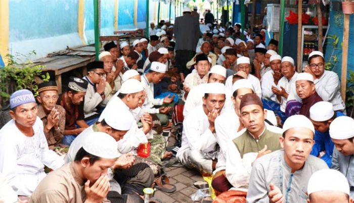 Wawali Pasuruan Hadiri Haul Sayyid Hasan Sanusi (Mbah Slagah) 1440 Hijriah / 2019 Masehi Wawali Pasuruan Hadiri Haul Sayyid Hasan Sanusi (Mbah Slagah) 1440 Hijriah / 2019 Masehi