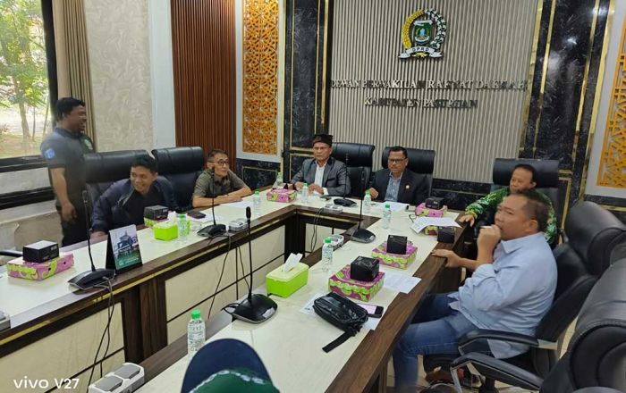 HOAKS! Anggota DPRD Kabupaten Pasuruan Dipanggil KPK Soal Korupsi Dana Hibah HOAKS! Anggota DPRD Kabupaten Pasuruan Dipanggil KPK Soal Korupsi Dana Hibah