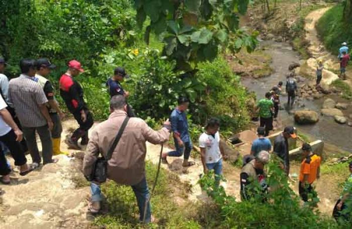 Tanah Longsor di Desa Bence Semakin Melebar, Warga Diimbau tak Mendekat