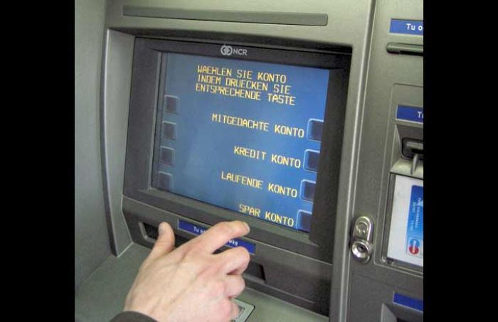 Jelang Lebaran, Perbankan di Pacitan Siapkan Dana Segar untuk Isi ATM