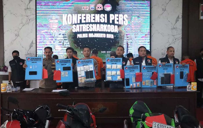 Dalam Kurun 1 Bulan, Polres Mojokerto Kota Ringkus 8 Pengedar Narkoba, Amankan BB 217,53 Gram Sabu Dalam Kurun 1 Bulan, Polres Mojokerto Kota Ringkus 8 Pengedar Narkoba, Amankan BB 217,53 Gram Sabu